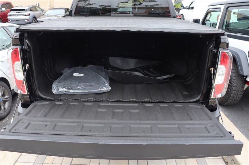 Used 2017 GMC Canyon Denali AWD/4WD image 34