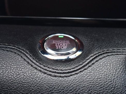 Used 2022 Lincoln Navigator L 4WD image 36