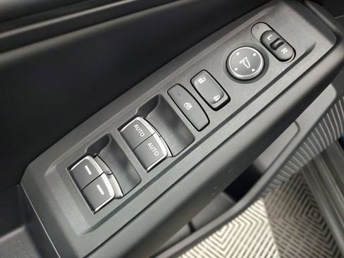 Used 2024 Honda Accord EX image 17