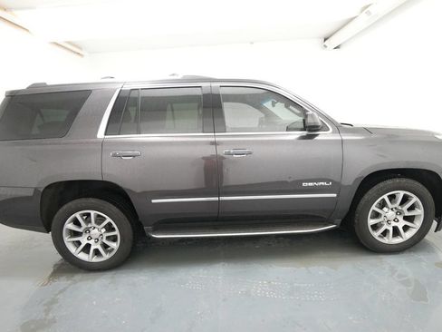 Used 2018 GMC Yukon Denali AWD/4WD image 10