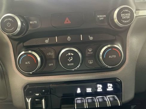 Certified 2019 RAM 1500 Big Horn AWD/4WD image 18