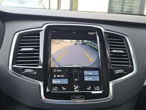 Used 2022 Volvo XC90 T5 Momentum w/ Advanced Package AWD/4WD image 17