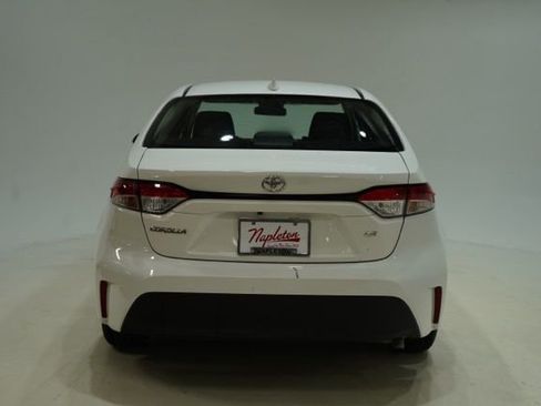 Used 2025 Toyota Corolla LE image 6