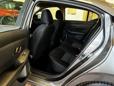 Used 2024 Nissan Sentra SV FWD image 27