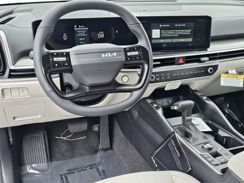 New 2026 Kia Sorento S FWD image 35