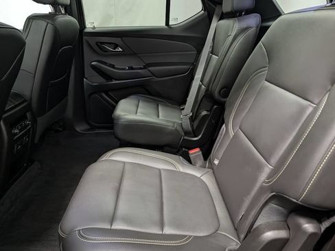 Certified 2023 Chevrolet Traverse LT w/ LT Premium Package AWD/4WD image 13
