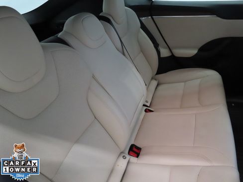Used 2022 Tesla Model S image 26