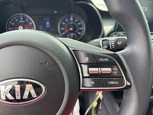 Used 2019 Kia Forte LXS image 19