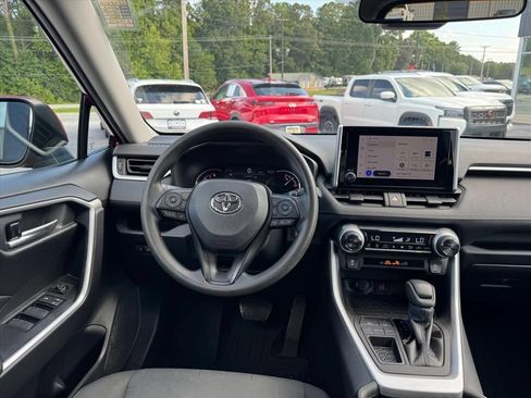 Used 2023 Toyota RAV4 XLE FWD image 13