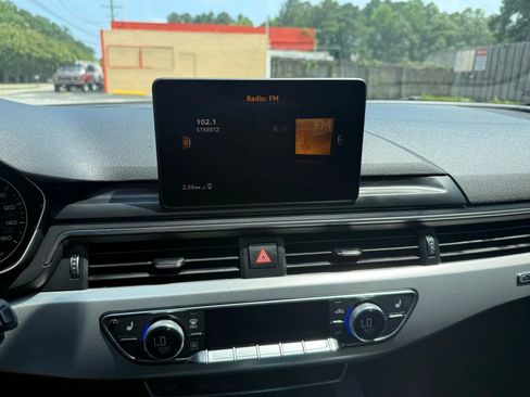 Used 2017 Audi A4 2.0T allroad Premium w/ Convenience Package image 25