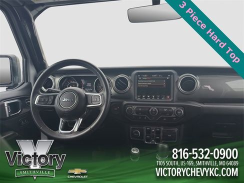 Used 2023 Jeep Gladiator Overland image 29