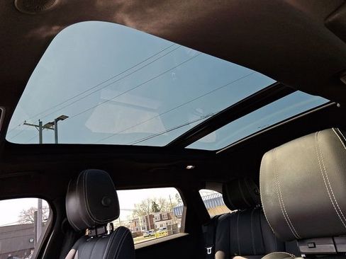 Used 2021 Land Rover Range Rover Velar R-Dynamic S AWD/4WD image 14