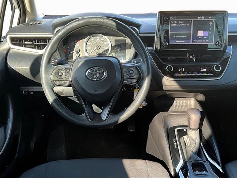 Used 2020 Toyota Corolla LE image 5