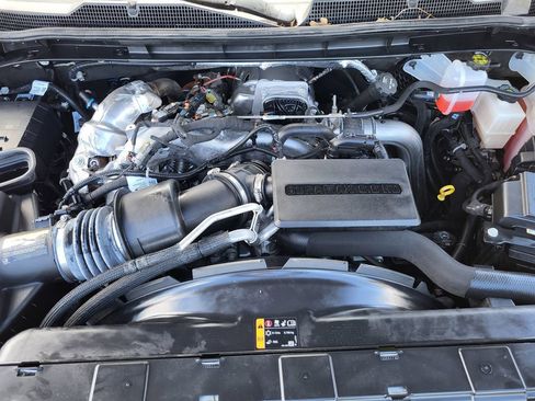 Used 2025 Chevrolet Silverado 2500 LT w/ Convenience Package AWD/4WD image 22