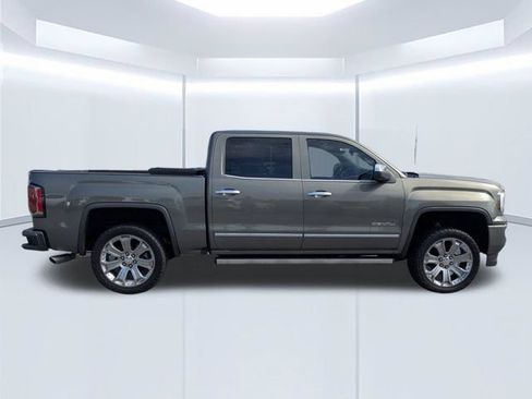 Used 2018 GMC Sierra 1500 Denali w/ Denali Ultimate Package AWD/4WD image 3