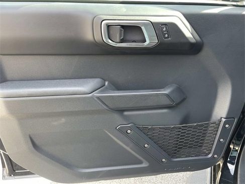 New 2025 Ford Bronco Badlands image 19