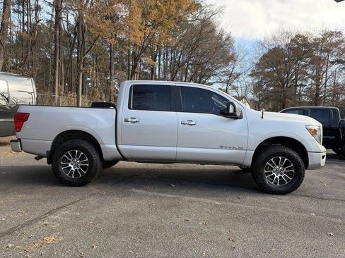 Used 2021 Nissan Titan SV w/ Off Road Protection Package image 6