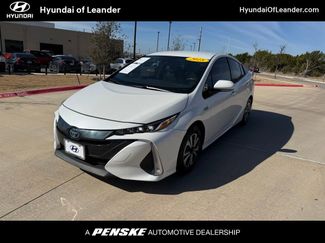 Used 2018 Toyota Prius Prime Premium video 1