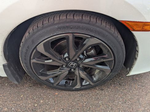 Used 2021 Honda Civic Sport image 5