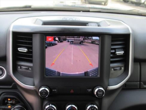 Used 2024 RAM 2500 Big Horn w/ Bed Utility Group image 24