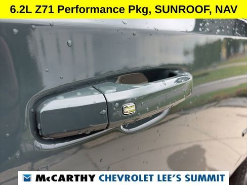 Used 2025 Chevrolet Tahoe Z71 w/ Z71 Off-Road Package AWD/4WD image 18