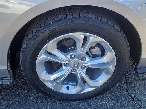 Certified 2023 Honda Accord LX image 10