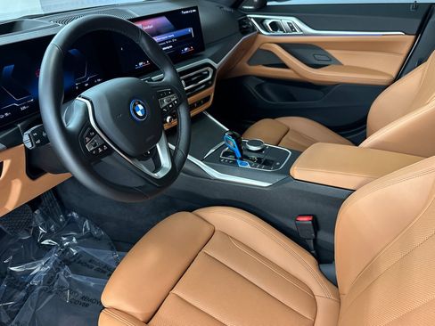 Certified 2023 BMW i4 eDrive35 RWD image 4
