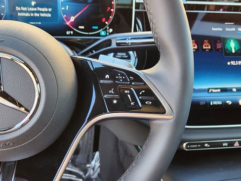 New 2025 Mercedes-Benz E 350 4MATIC Sedan image 20