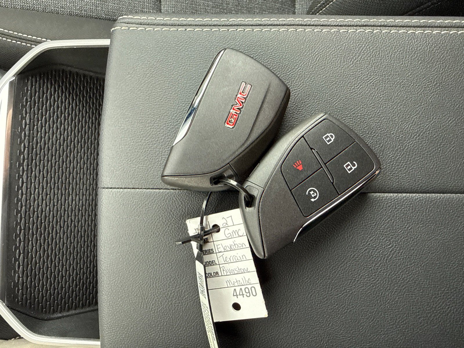 New 2027 GMC Terrain Elevation AWD/4WD image 32