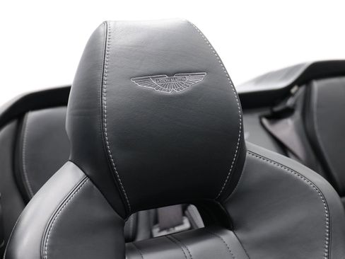 Used 2015 Aston Martin DB9 Volante RWD image 81