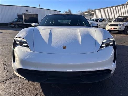 Used 2020 Porsche Taycan 4S image 4