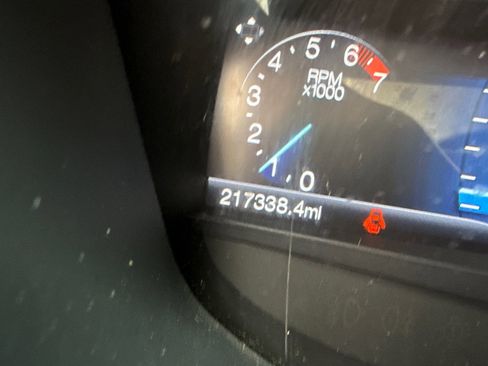 Used 2016 Ford Fusion SE w/ Equipment Group 202A FWD image 15