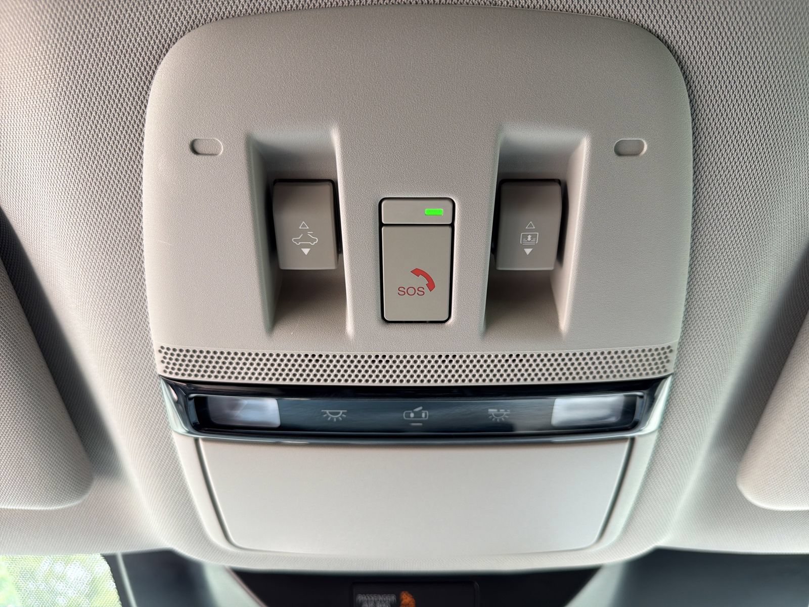 Certified 2025 Nissan Murano SL w/ Cargo Package AWD/4WD image 17