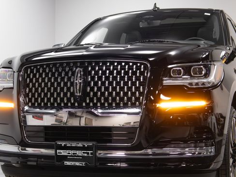 Used 2022 Lincoln Navigator Black Label image 65