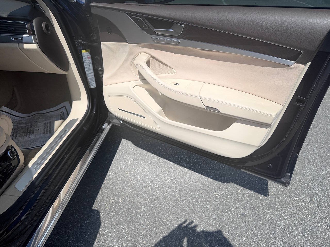 Used 2014 Audi A8 L TDI w/ Premium Package AWD/4WD image 18