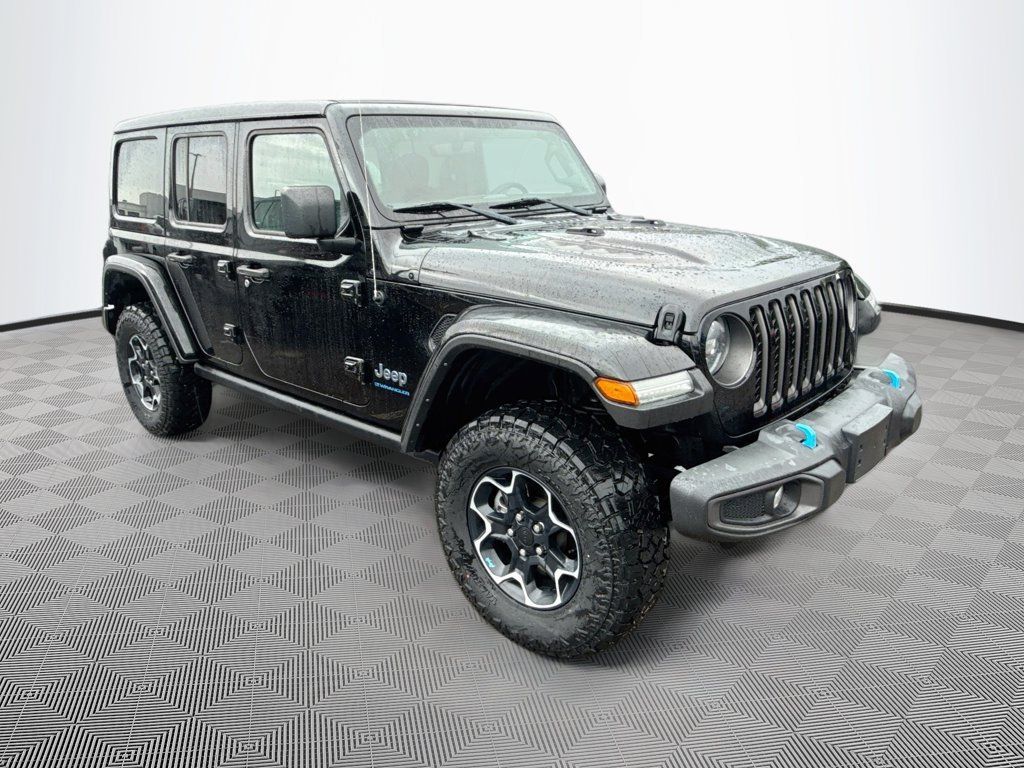 Used 2023 Jeep Wrangler Unlimited Rubicon 4xe AWD/4WD image 4