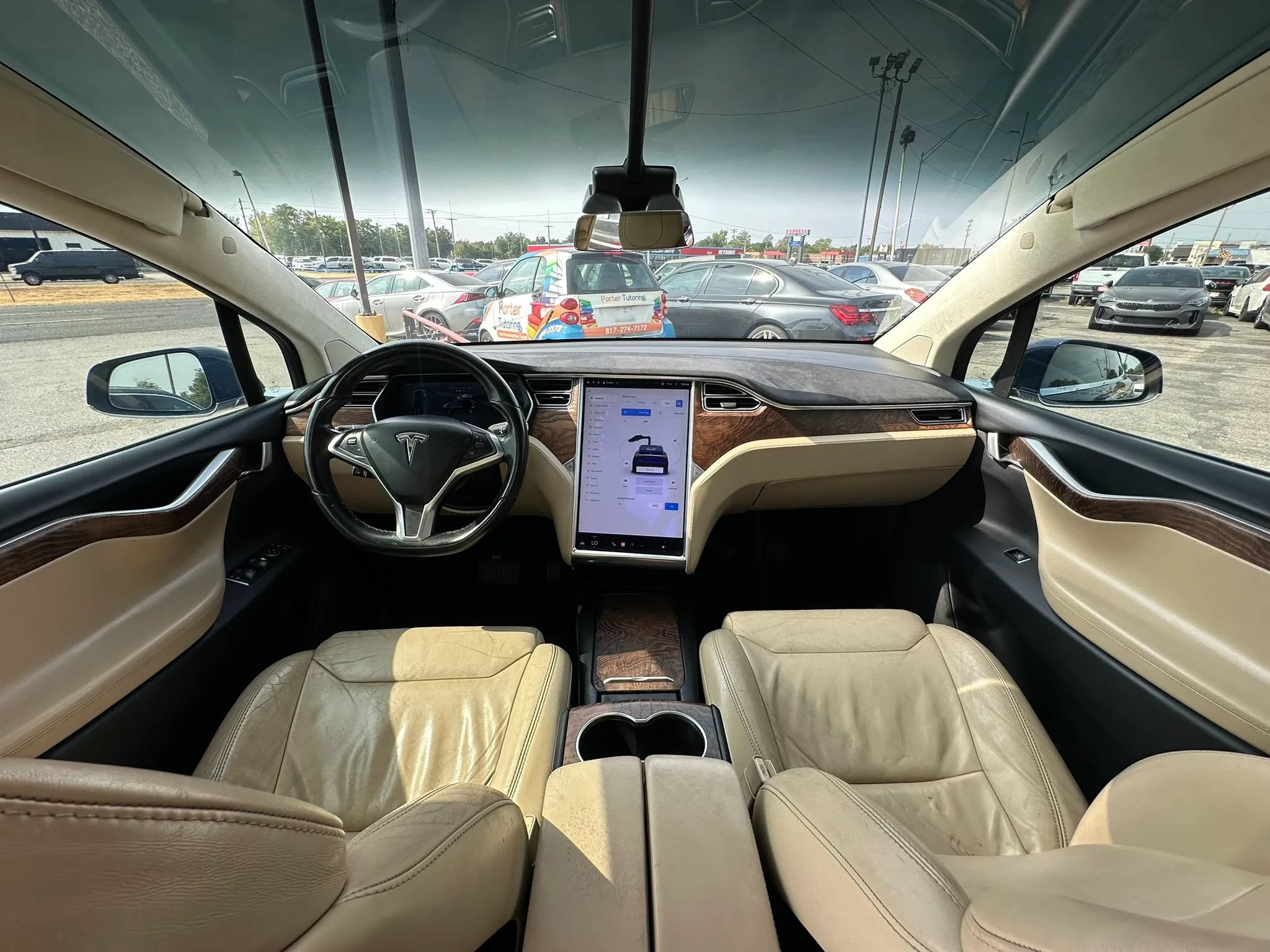 Used 2017 Tesla Model X 75D AWD/4WD image 19