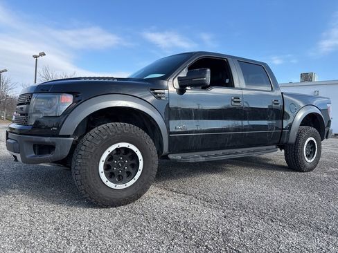 Used 2014 Ford F150 Raptor w/ Equipment Group 801A Luxury image 1