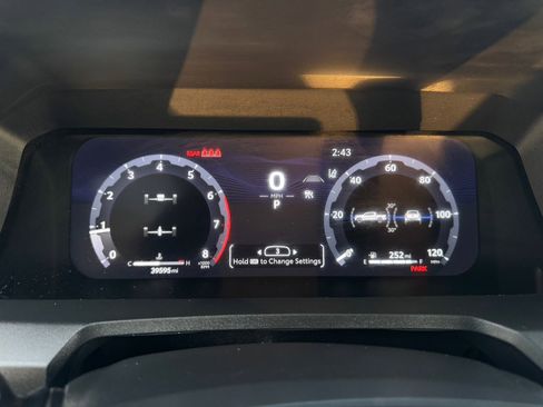 Used 2024 Toyota Tacoma TRD Off-Road image 46