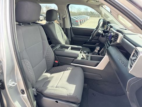 Used 2022 Toyota Tundra SR5 image 28