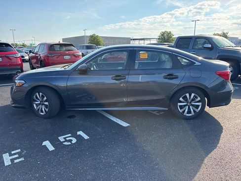 Used 2023 Honda Civic LX image 6