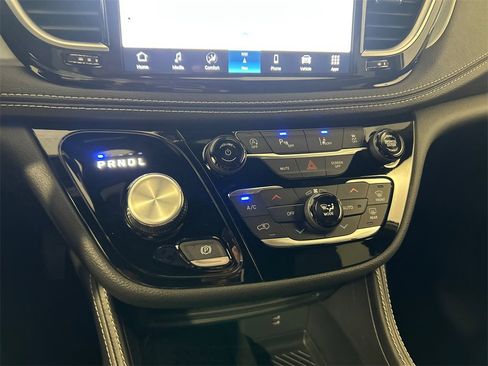 New 2026 Chrysler Pacifica Limited w/ S Appearance Package image 25