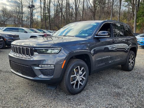 New 2025 Jeep Grand Cherokee Limited image 2
