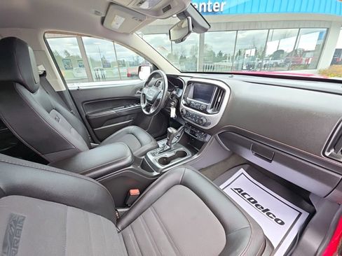 Used 2015 GMC Canyon SLE AWD/4WD image 17