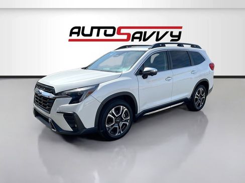 Used 2023 Subaru Ascent Touring AWD/4WD image 3