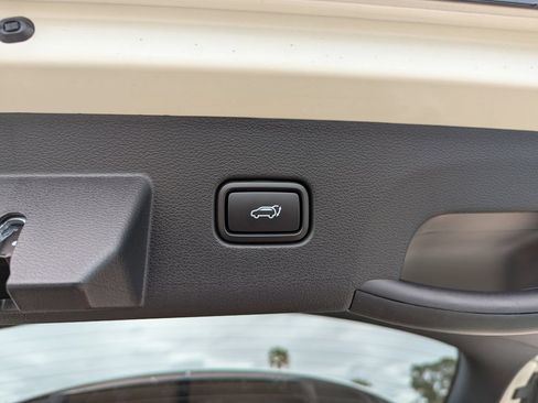 New 2026 Kia Sportage EX AWD/4WD image 11