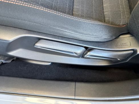 Used 2024 Honda HR-V Sport image 13