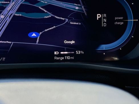 Used 2023 Volvo XC40 Recharge Plus image 17