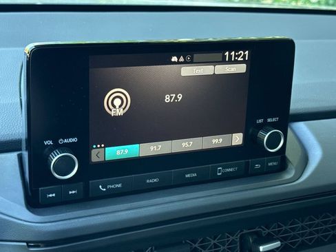 Certified 2025 Honda Accord SE image 15