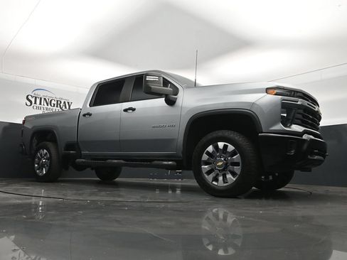 Used 2024 Chevrolet Silverado 2500 Custom w/ Custom Convenience Package AWD/4WD image 26
